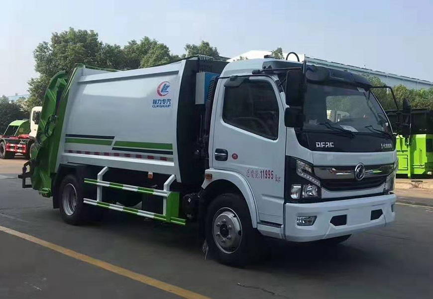 東風(fēng)凱普特壓縮垃圾車(chē)側(cè)面圖