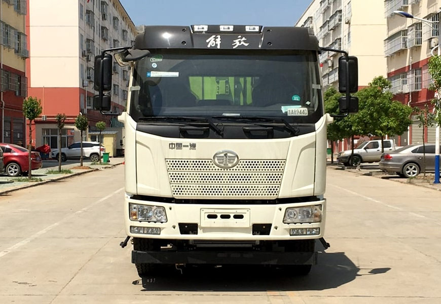 一汽解放壓縮垃圾車(chē)