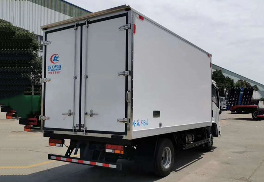 陜汽德龍K3000冷藏車(chē)廂體圖片