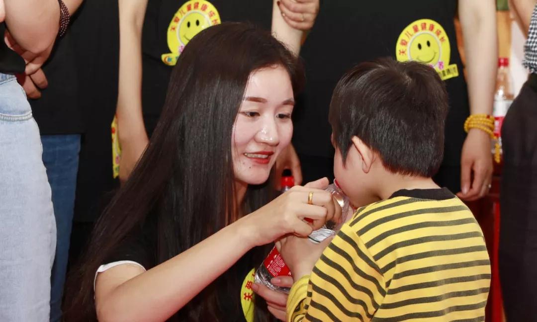 弘揚(yáng)傳統(tǒng)美德，關(guān)愛兒童成長(zhǎng)----首屆“魅力隨州，多彩程力”抖音大賽捐贈(zèng)公益活動(dòng)紀(jì)實(shí)